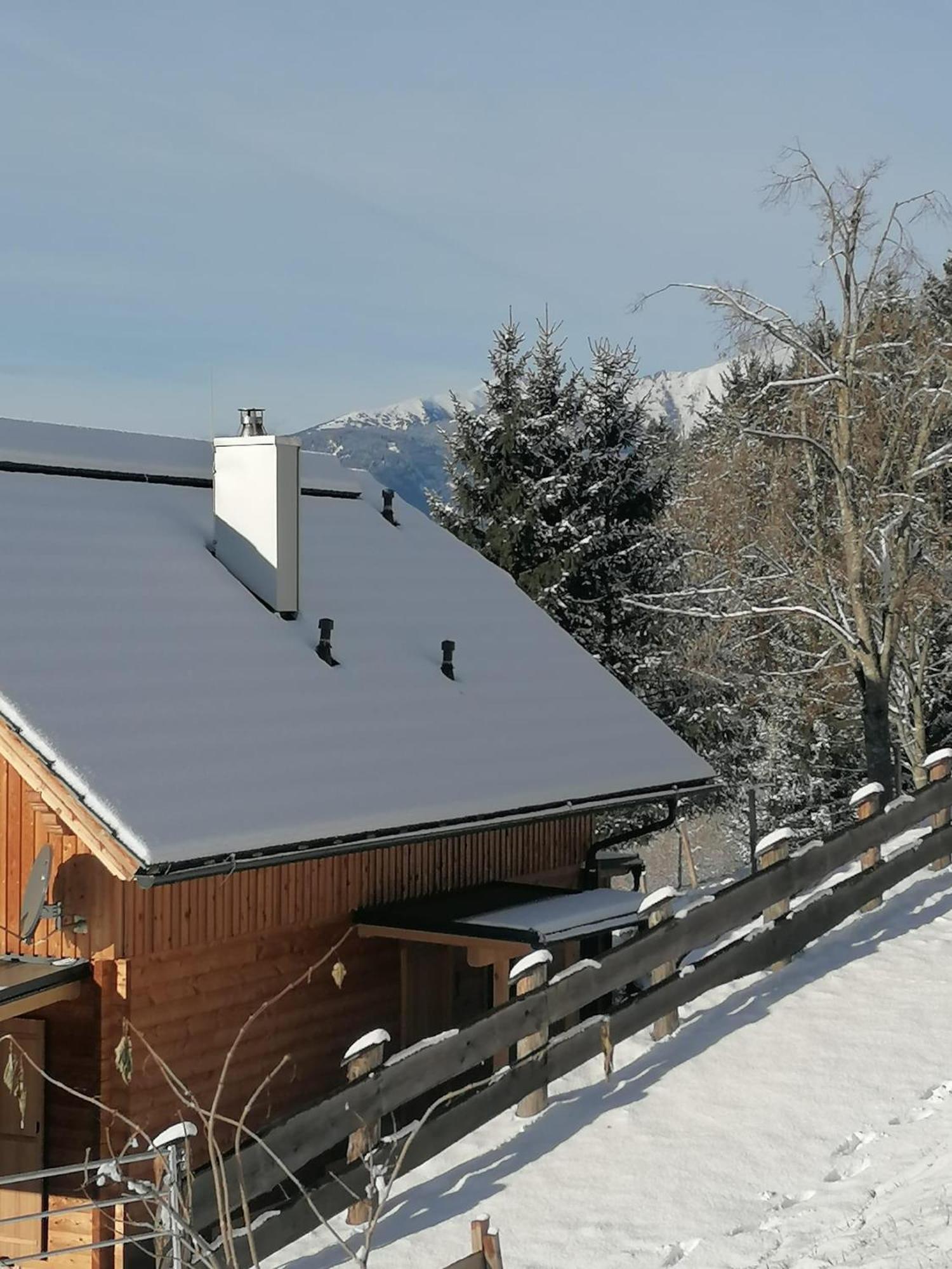 Villa Laerchenhaus ,,Unterer Brodl" Sankt Peter am Kammersberg Exterior foto